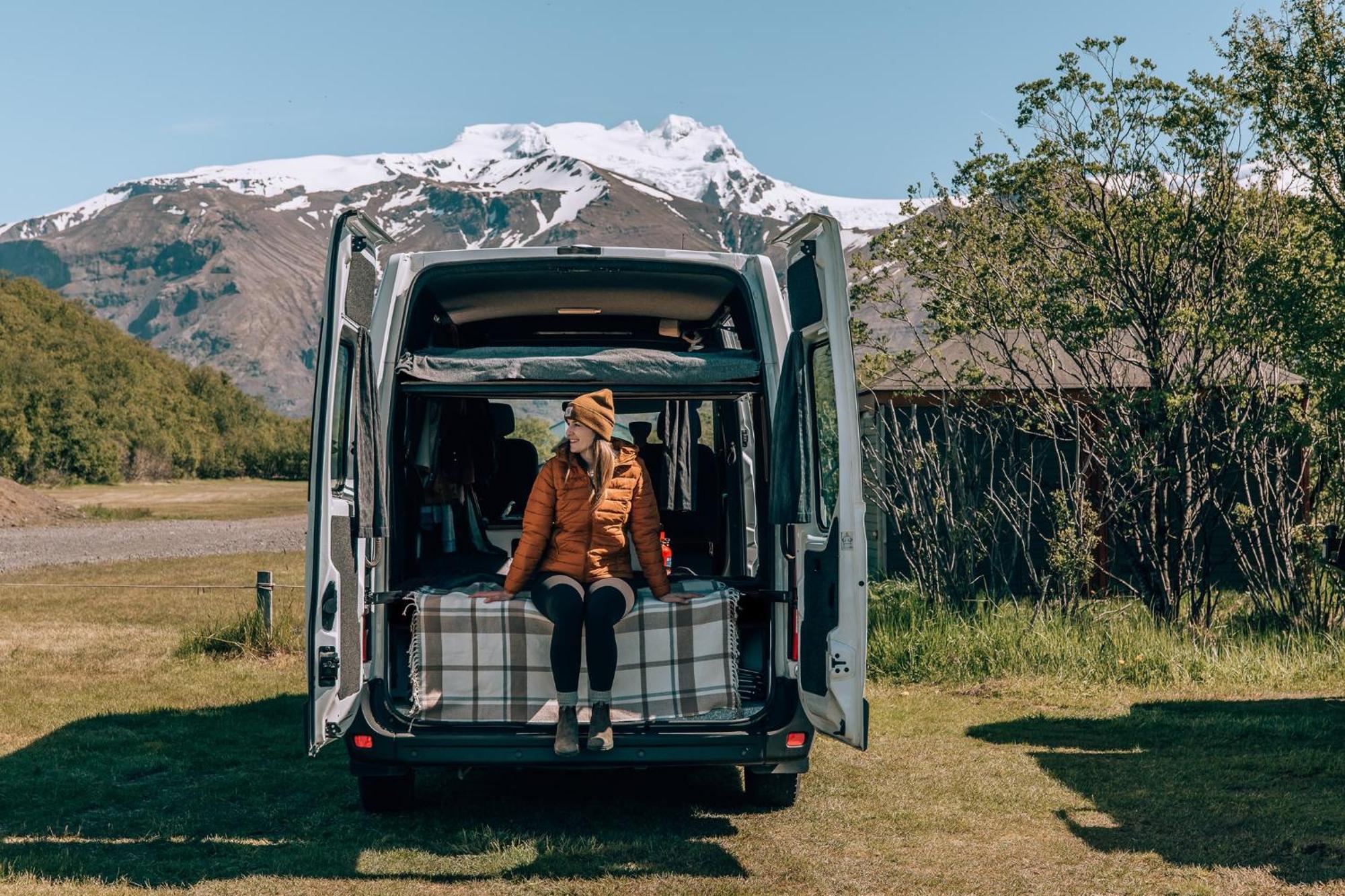 KúKú Campers - Campervans Keflavík Exterior foto